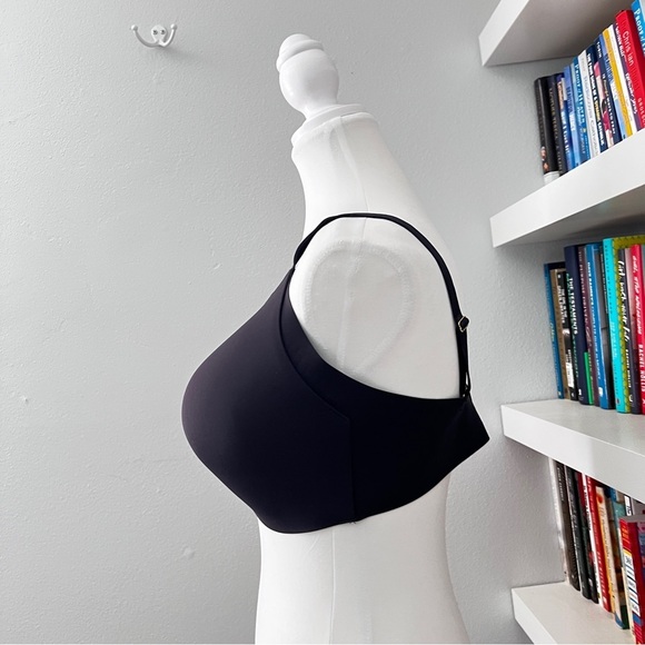 KNIX Bra Size 8 Wireless Black Unpadded T-Shirt Bra - Picture 2 of 6